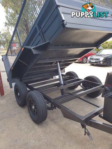 CUSTOM HYDRAULIC TIPPER TRAILERS