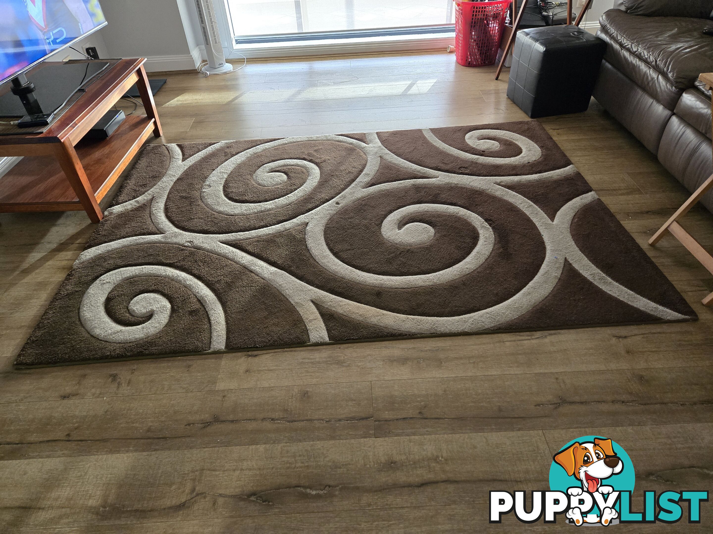 Merinos floor rug