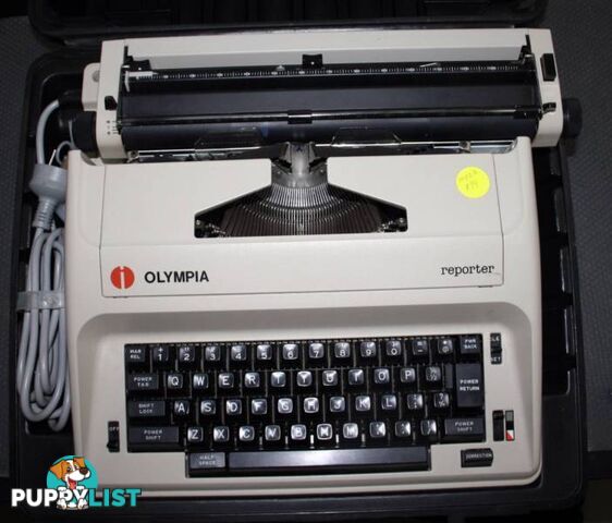 Olympia Reporter Typewriter