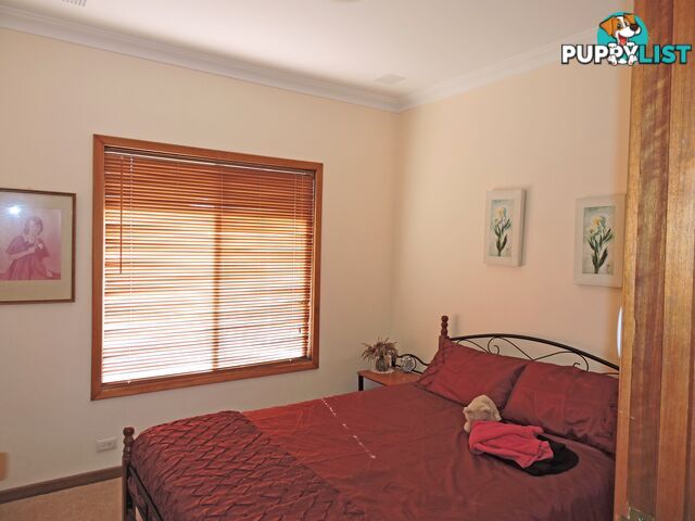 67 RASON STREET KELLERBERRIN WA 6410
