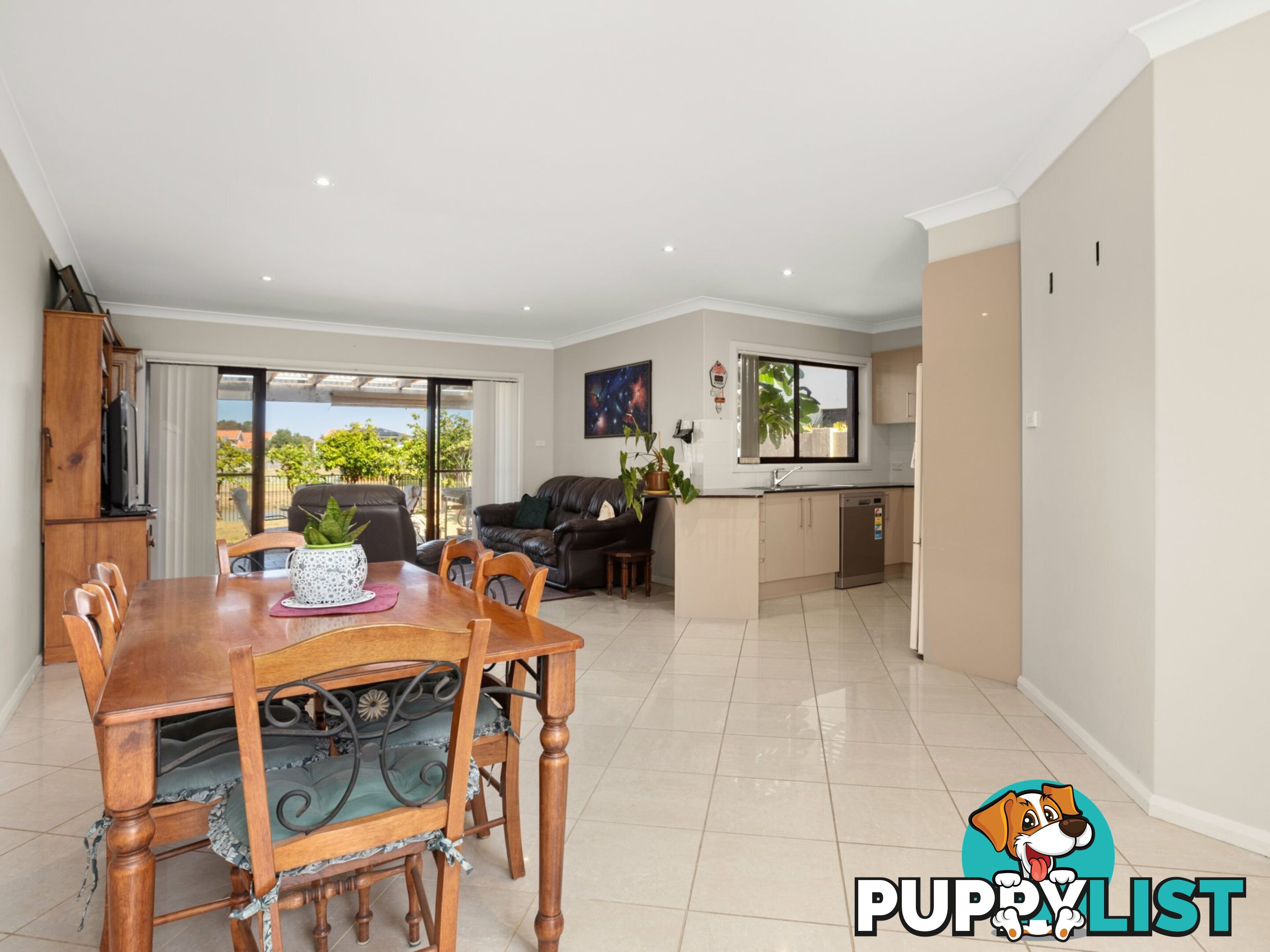 2/1 Ulmarra Close HARRINGTON NSW 2427