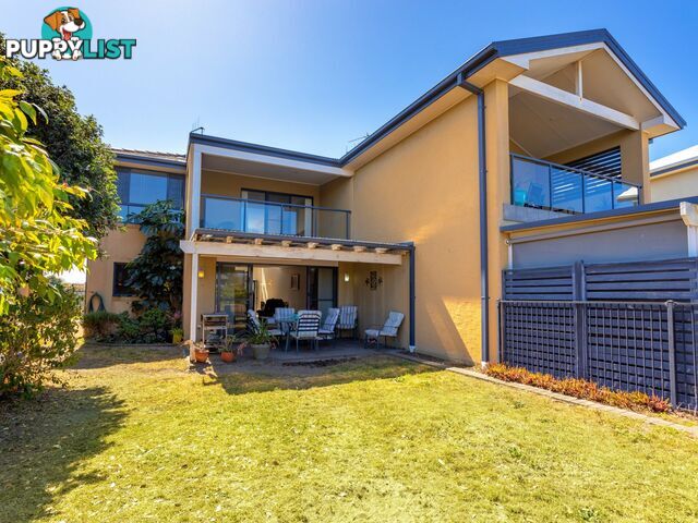 2/1 Ulmarra Close HARRINGTON NSW 2427