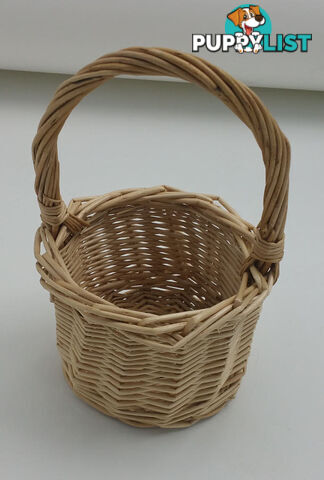 Rattan Basket with Handle - Small - PR51199