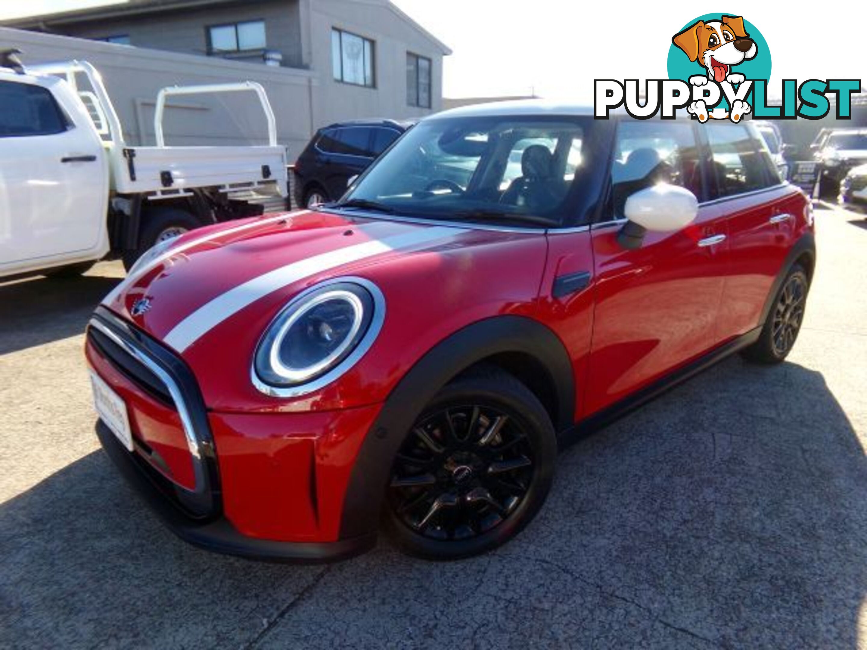 2021 MINI HATCH COOPER-CLASSIC-F55-LCI-2  HATCHBACK