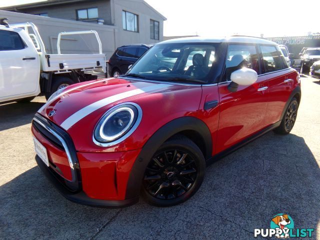 2021 MINI HATCH COOPER-CLASSIC-F55-LCI-2  HATCHBACK