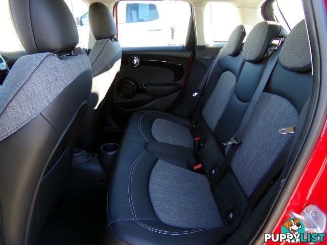 2021 MINI HATCH COOPER-CLASSIC-F55-LCI-2  HATCHBACK