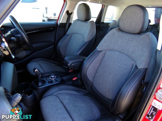 2021 MINI HATCH COOPER-CLASSIC-F55-LCI-2  HATCHBACK