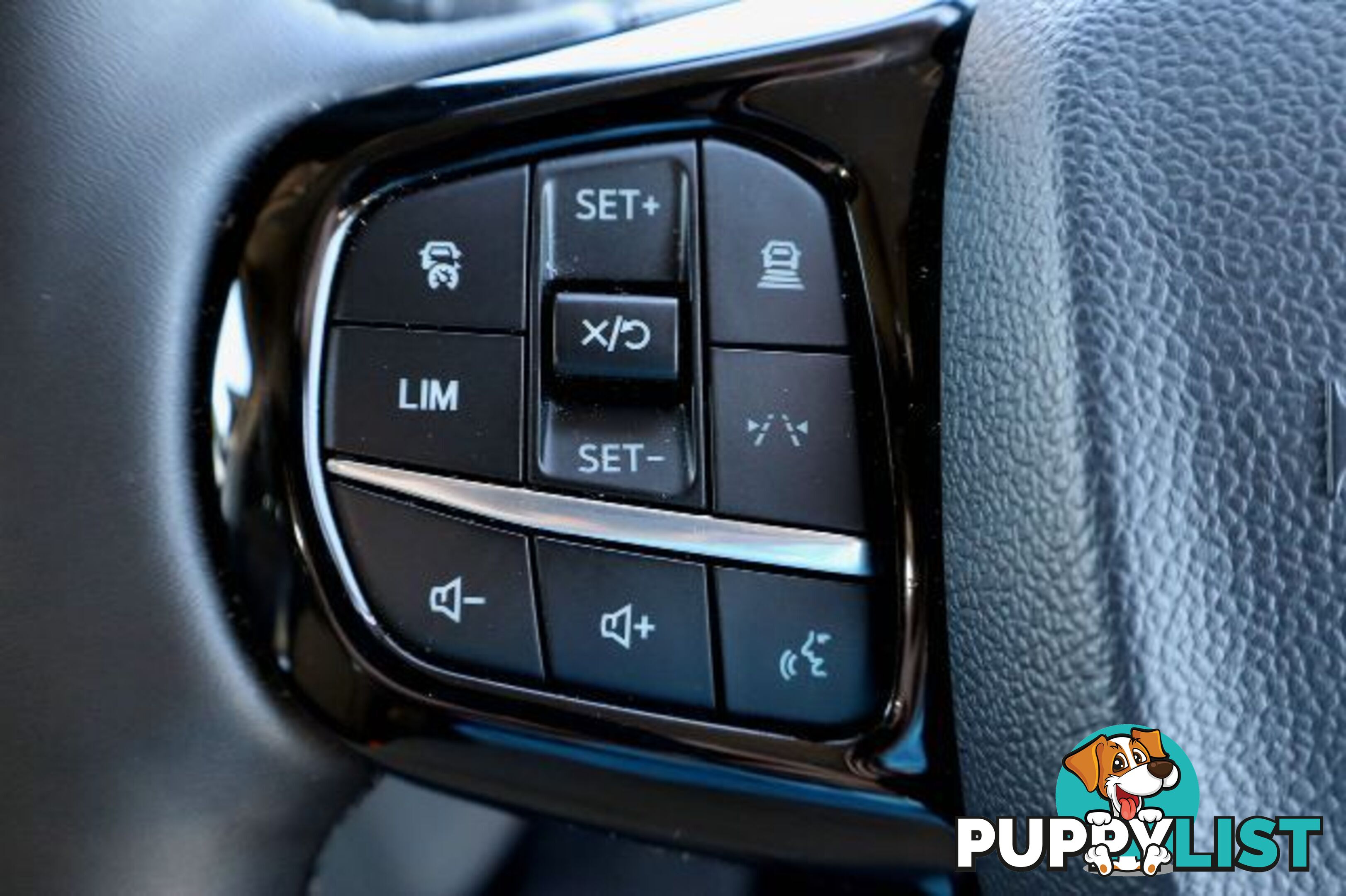 2024 FORD TRANSIT CUSTOM-TREND-320L-AV-MY23-75  VAN