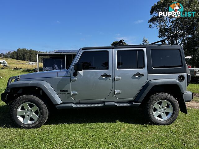 2013 Jeep Wrangler JK Unlimited sport Convertible Manual