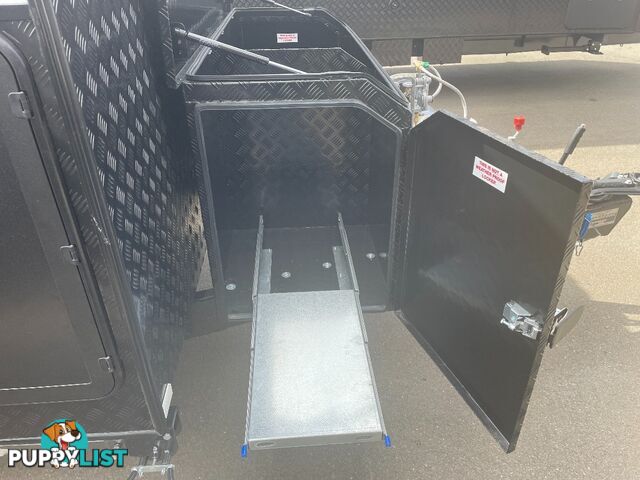 On The Move Caravans 18'6'' Traxx Series 3 Rear Door Off Roader