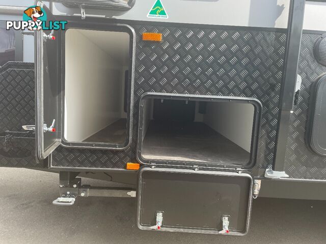 On The Move Caravans 18'6'' Traxx Series 3 Rear Door Off Roader