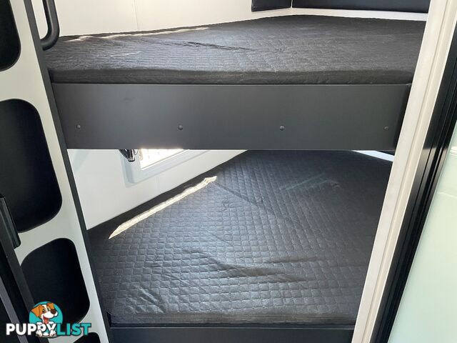 On The Move Caravans Traxx Series 3 Off Road Family Wide Bunk