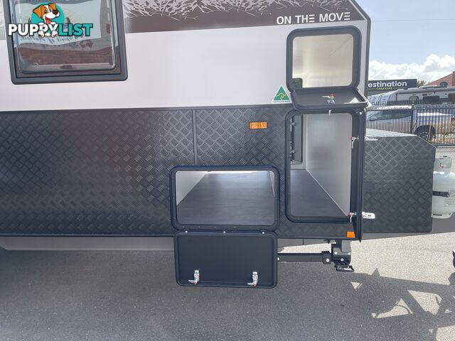 On The Move Caravans Traxx Series 3 17'6'' Centre Door