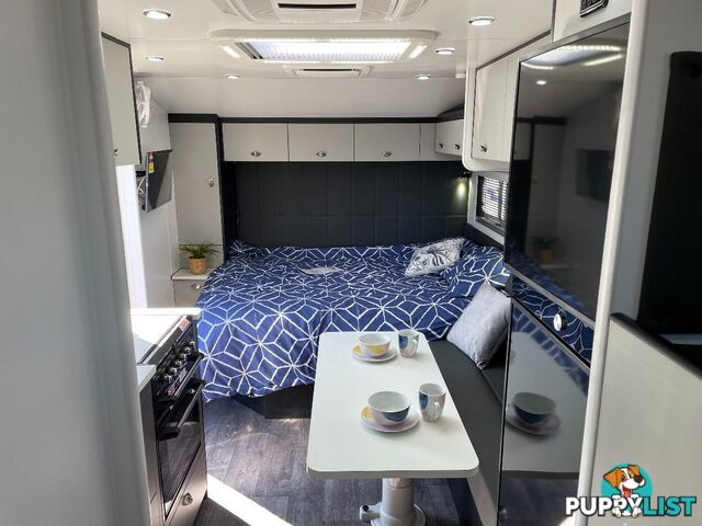 On The Move Caravans Traxx Series 3 Off Road Family Straight Bunk 19'