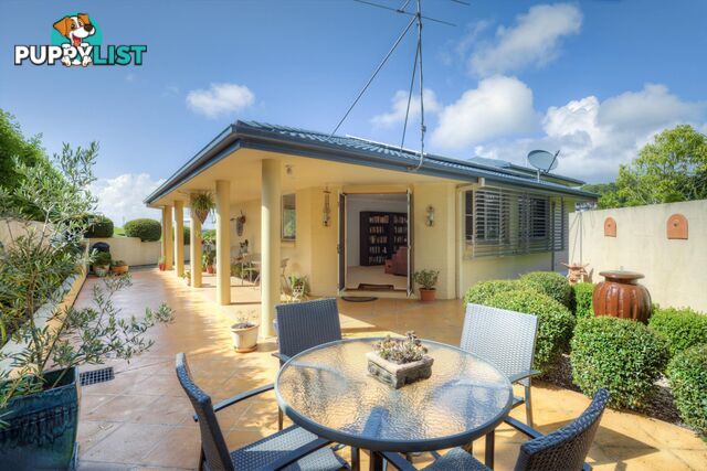 2 Coachwood Close NAMBUCCA HEADS NSW 2448