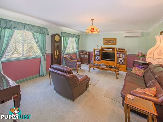 24 kimberley Grove NAMBUCCA HEADS NSW 2448
