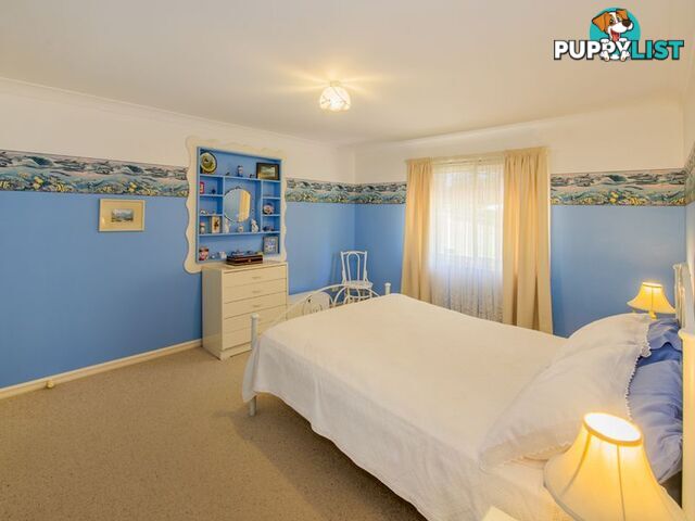 24 kimberley Grove NAMBUCCA HEADS NSW 2448