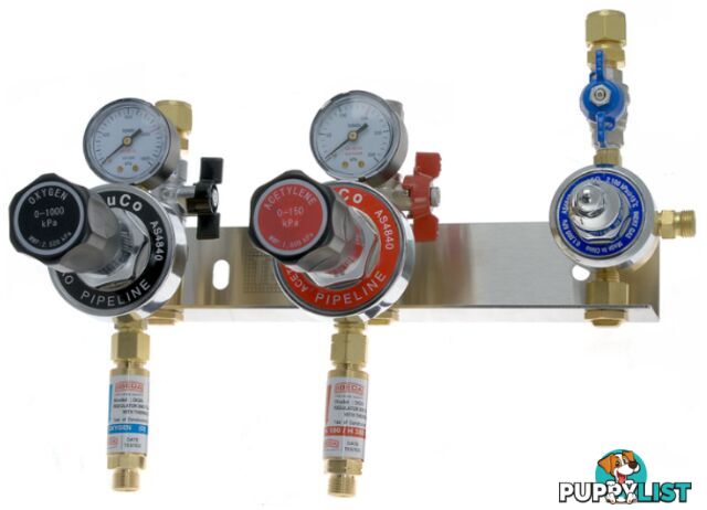 Regulated Outlet Point Triple Oxy / Acetylene / Set Pressure FBA, Isolation, 1/2" Comp