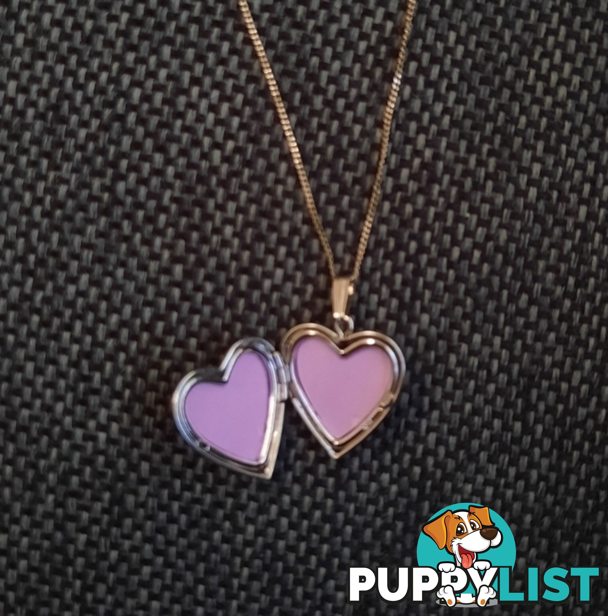 SILVER HEART LOCKET PENDANT WITH CHAIN