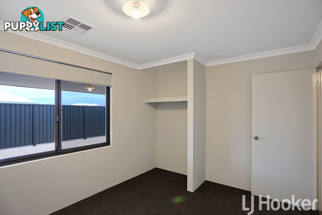 10 Lauderdale MADORA BAY WA 6210