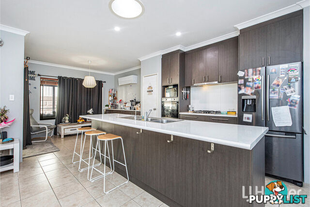 8 Kondinin Way DAWESVILLE WA 6211