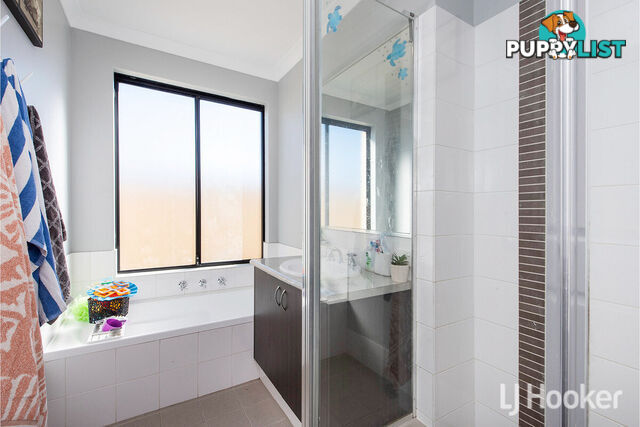 8 Kondinin Way DAWESVILLE WA 6211