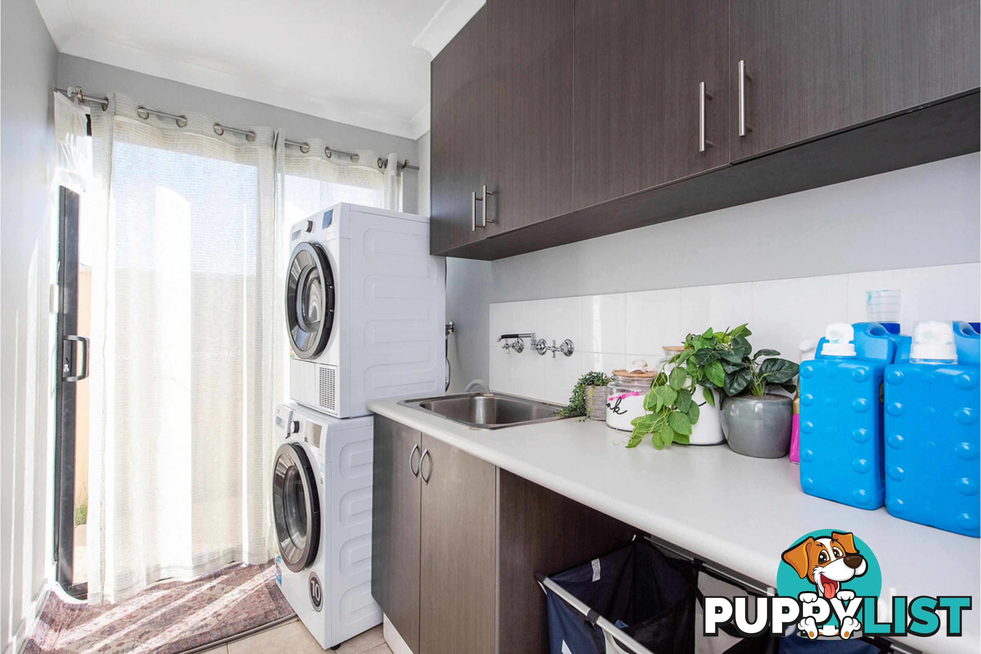 8 Kondinin Way DAWESVILLE WA 6211