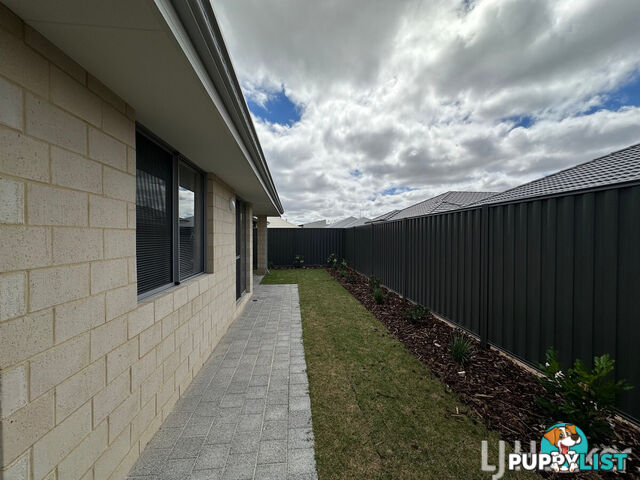 52 Huntington Street MADORA BAY WA 6210