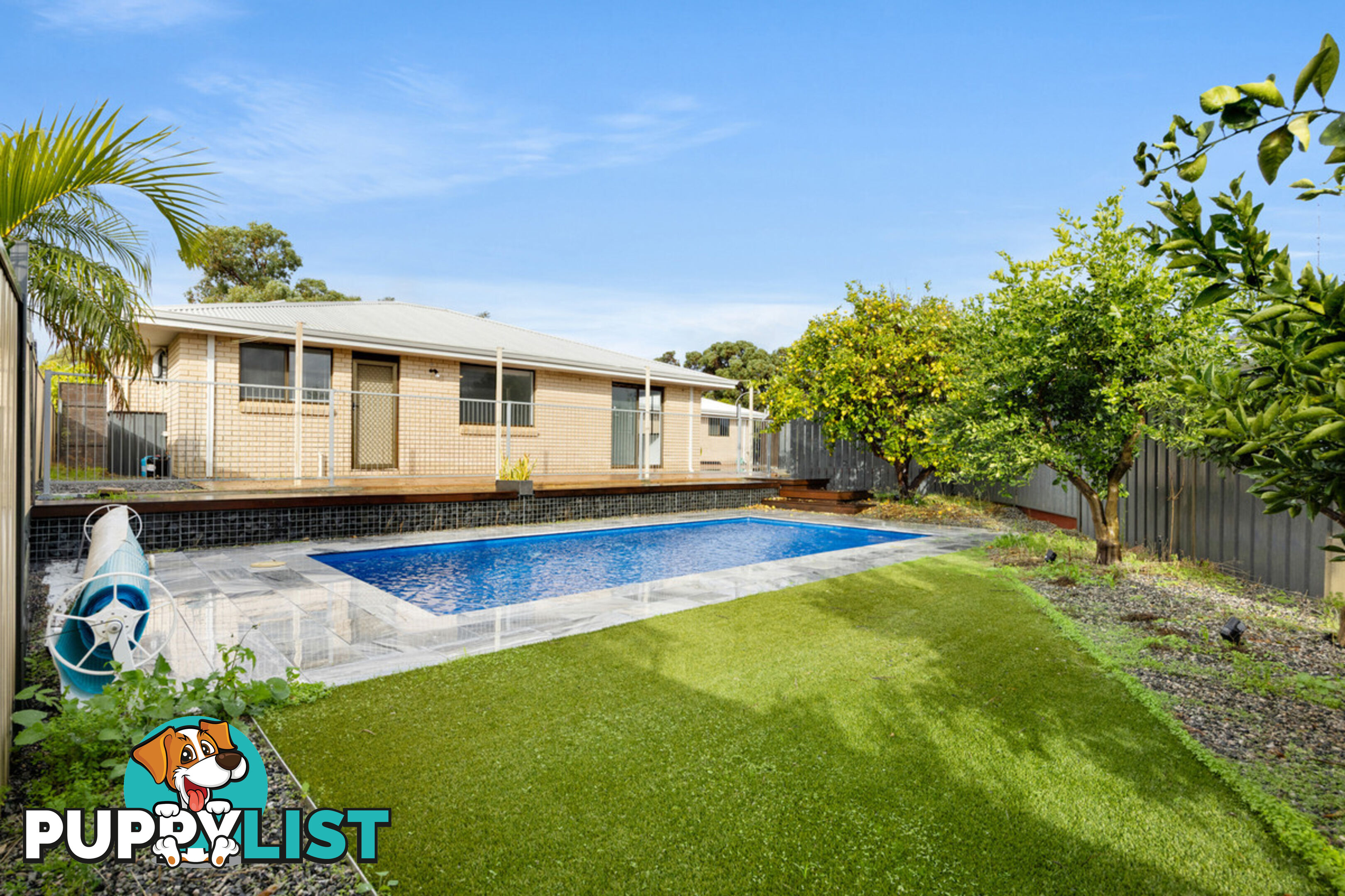 2 Cyprus Gardens HALLS HEAD WA 6210