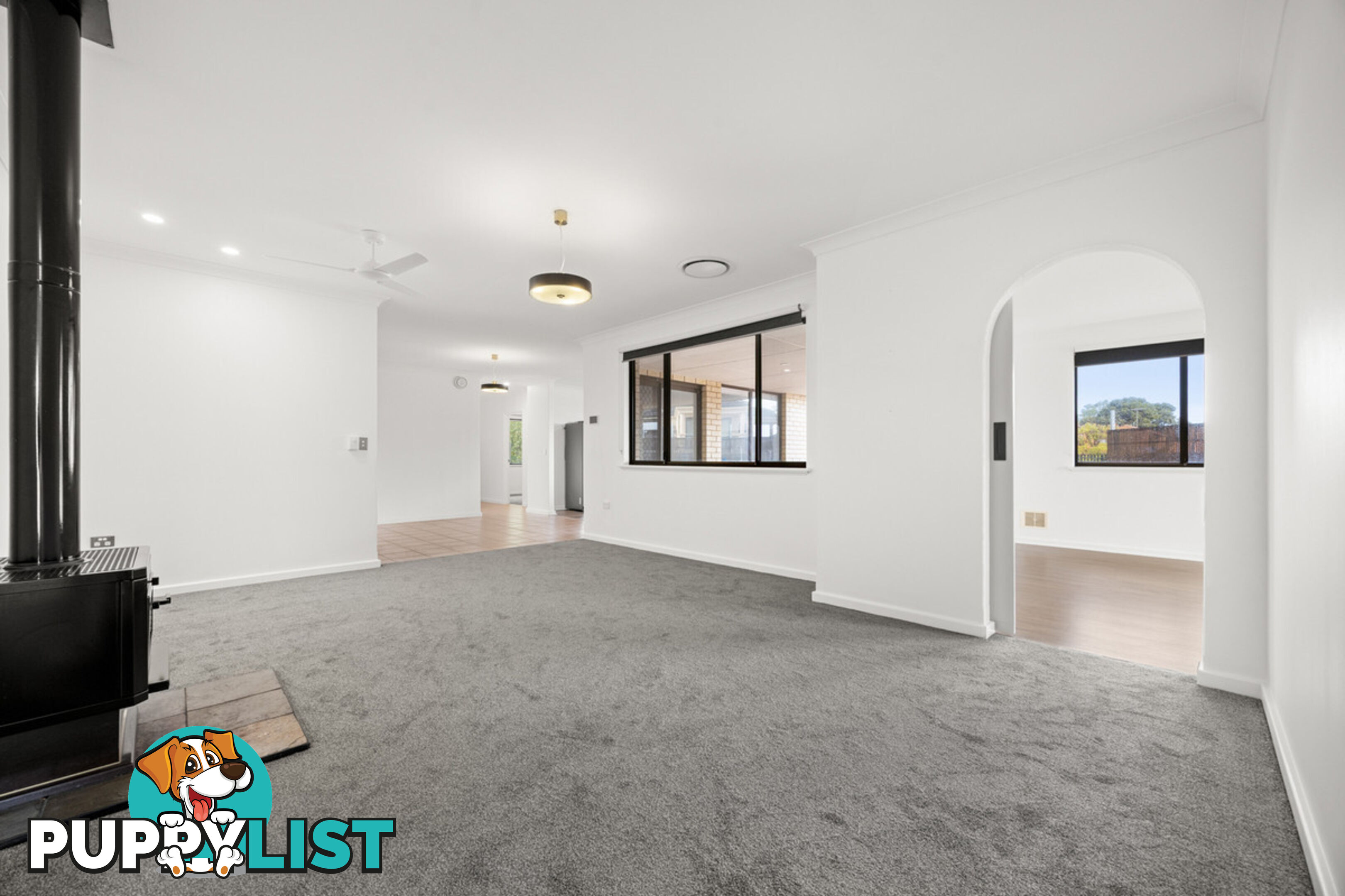 2 Cyprus Gardens HALLS HEAD WA 6210