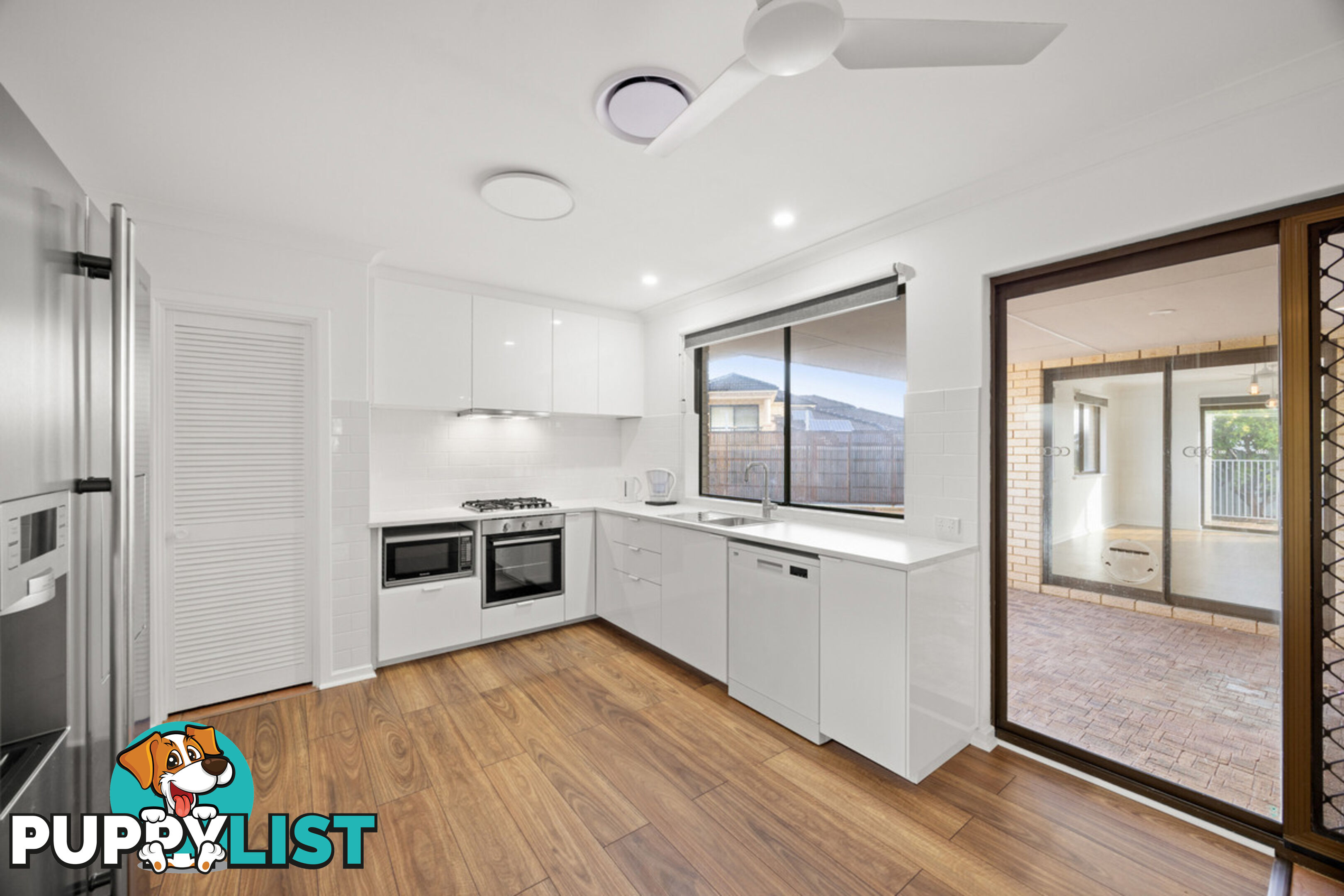 2 Cyprus Gardens HALLS HEAD WA 6210
