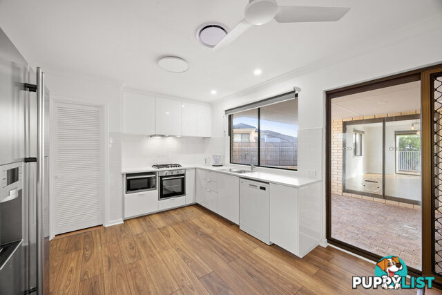 2 Cyprus Gardens HALLS HEAD WA 6210