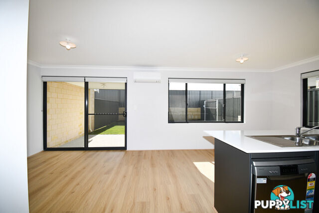6a Lighthouse Grove MADORA BAY WA 6210