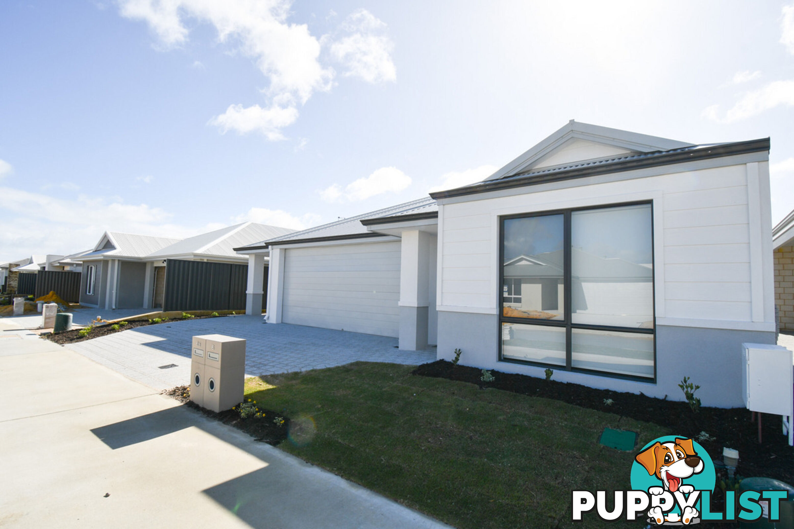 6a Lighthouse Grove MADORA BAY WA 6210