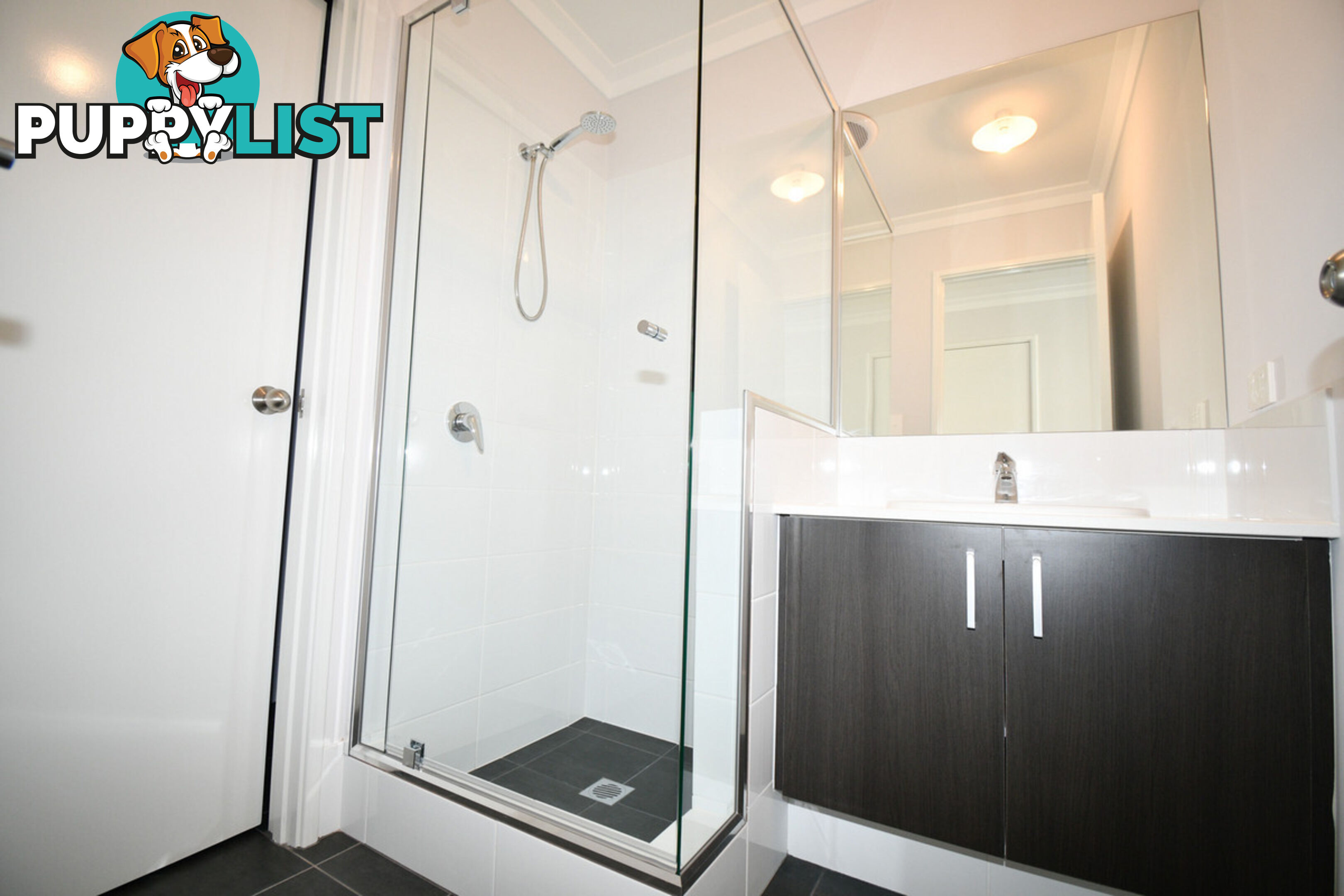 6a Lighthouse Grove MADORA BAY WA 6210