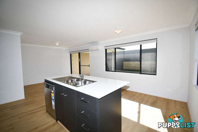 6a Lighthouse Grove MADORA BAY WA 6210
