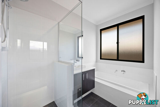 56 Angalore Road MADORA BAY WA 6210