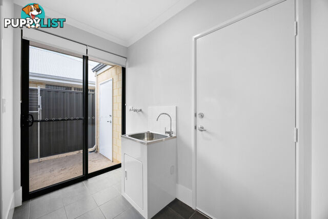 56 Angalore Road MADORA BAY WA 6210