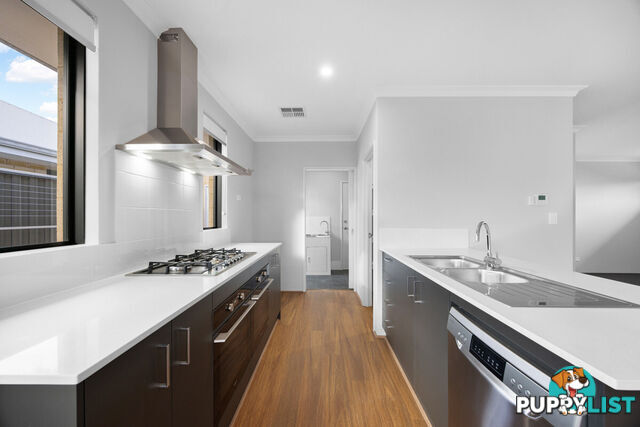 56 Angalore Road MADORA BAY WA 6210