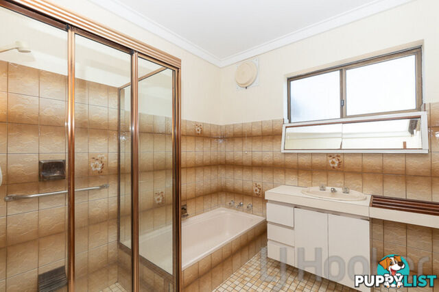 5 Kilkenny Gardens HALLS HEAD WA 6210