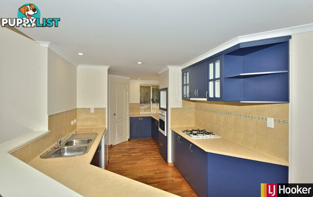 10 Staunton Rise HALLS HEAD WA 6210