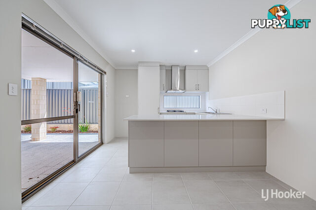A/7 Lauderdale Road MADORA BAY WA 6210