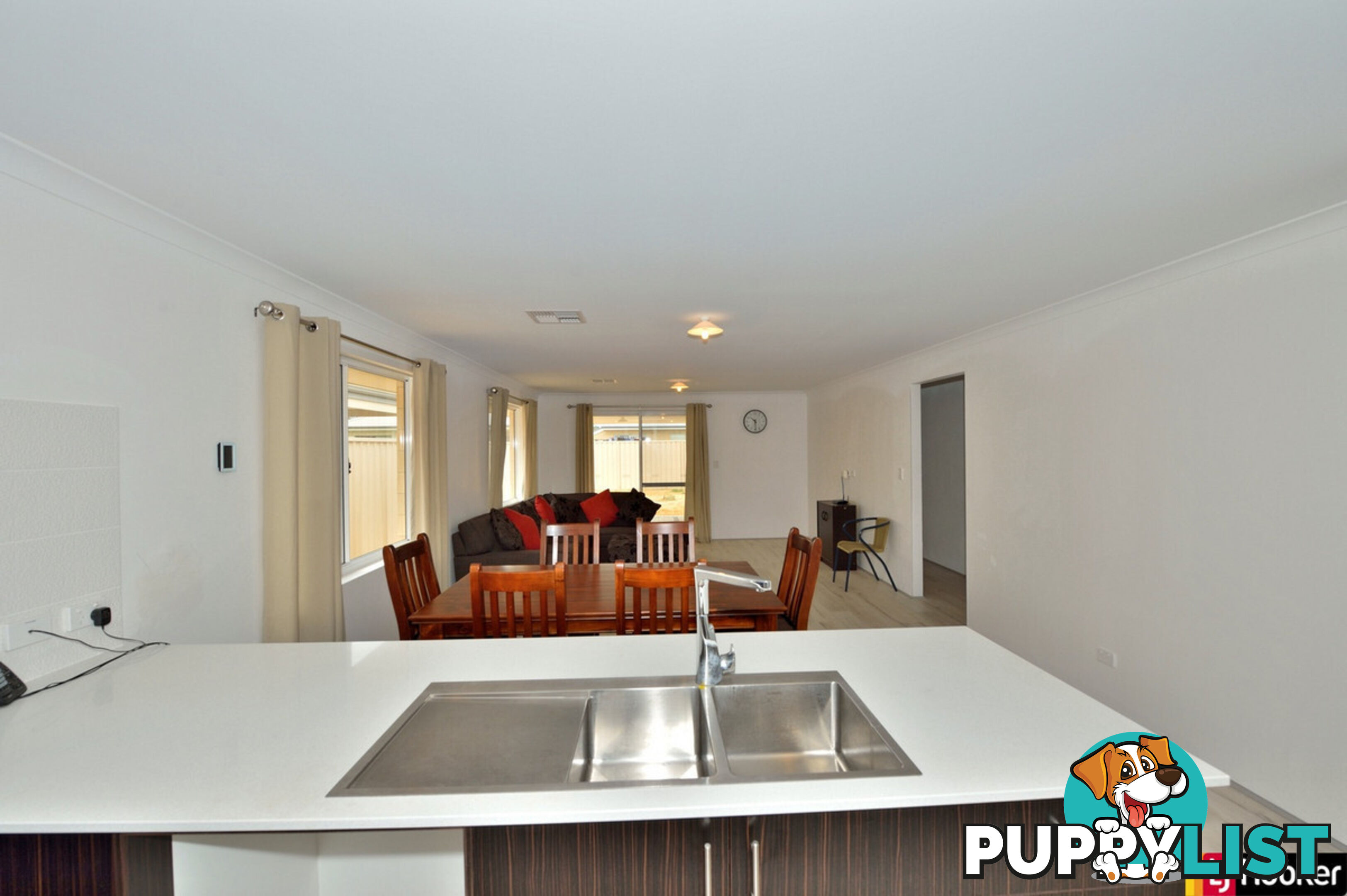 5 Sandals Way MEADOW SPRINGS WA 6210