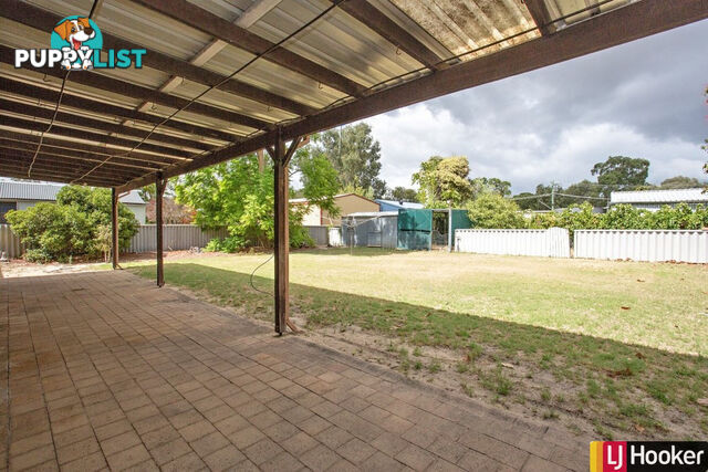 16 Redcliffe Road GREENFIELDS WA 6210