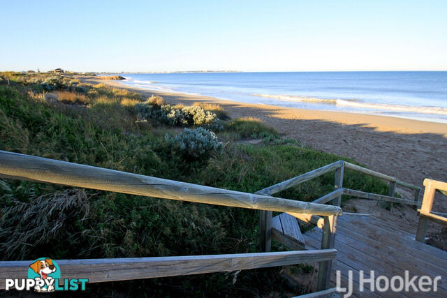 40 Huntington Street MADORA BAY WA 6210