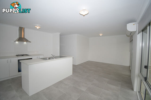 18A Westport Street MADORA BAY WA 6210