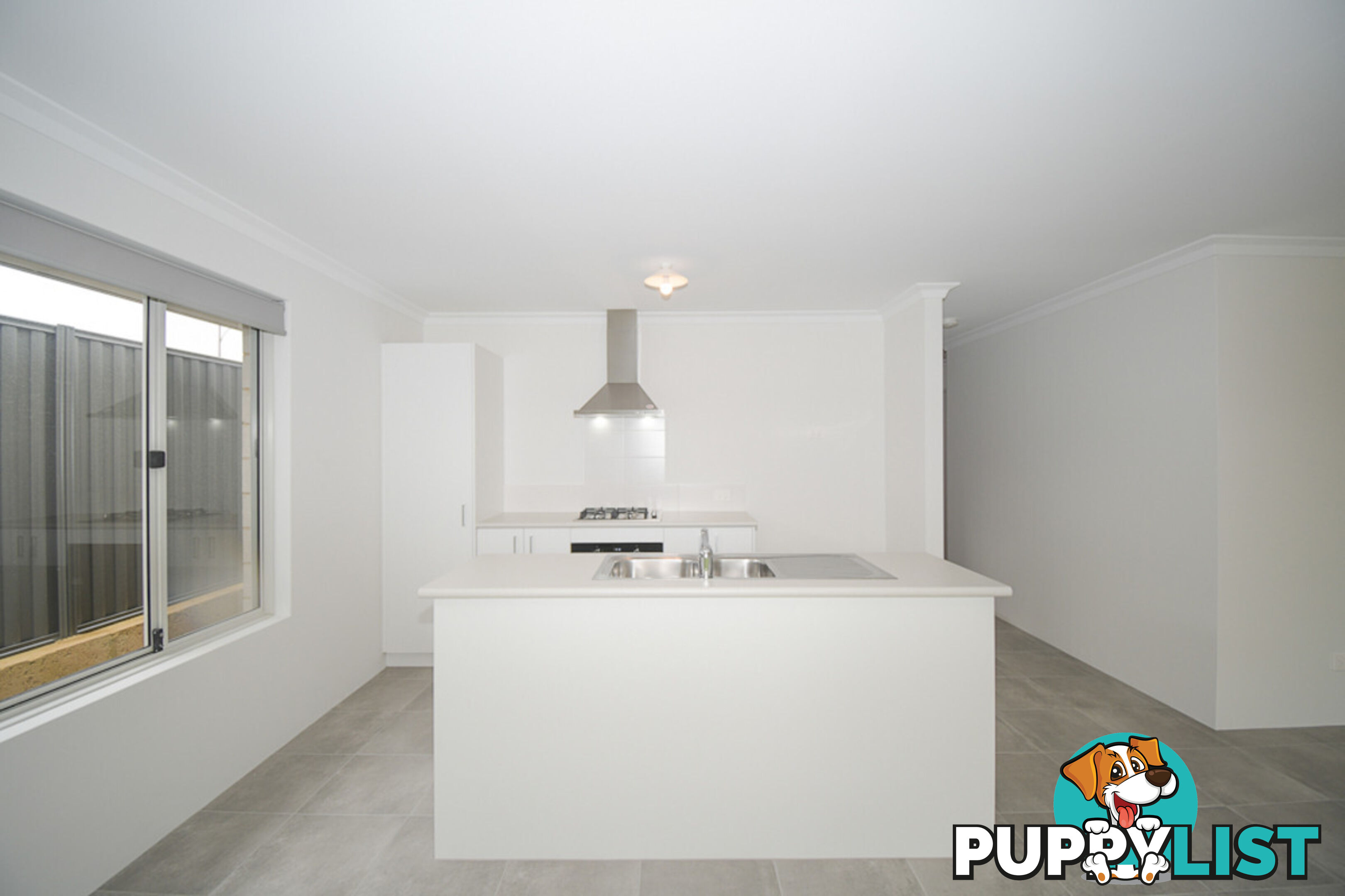 18A Westport Street MADORA BAY WA 6210