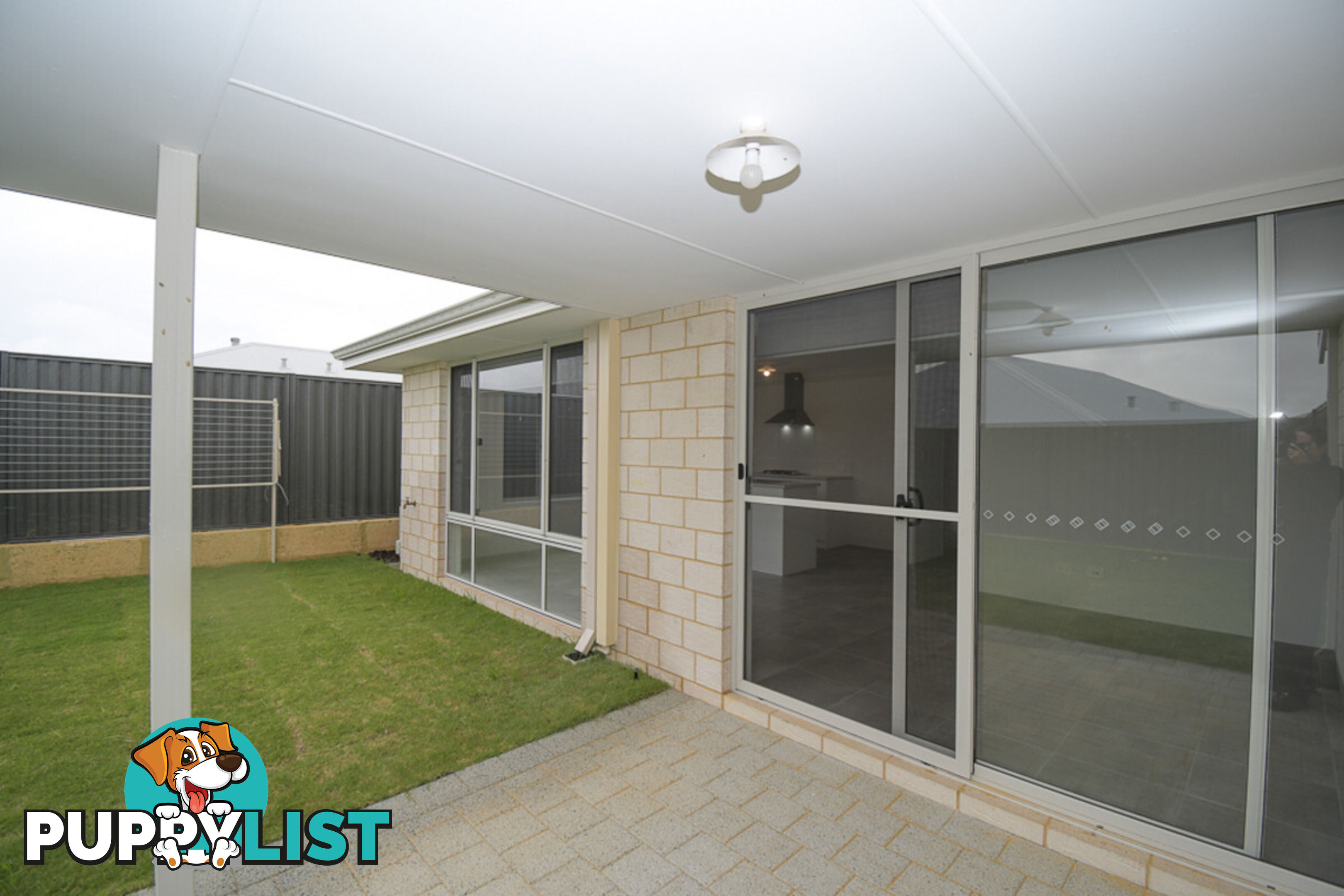 18A Westport Street MADORA BAY WA 6210