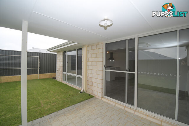 18A Westport Street MADORA BAY WA 6210