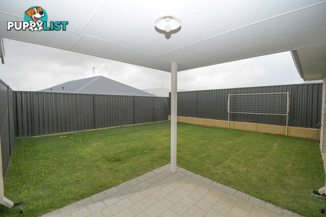 18A Westport Street MADORA BAY WA 6210
